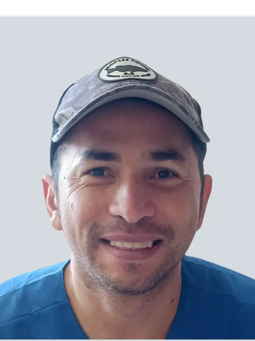 Alex Verde — New Heights Languages worker